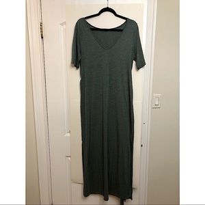 Casual green dress